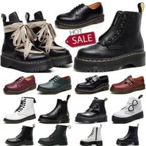 Beliebte und komfortable Herrenschuhe Symbolbild