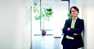 Freut sich, mit dem White Paper die Gesundheitsversorgung in Deutschland zu verbessern: Prof. Dr. Wolfgang Ahrens (Leiter der Abteilung Epidemiologische Methoden und Ursachenforschung am Leibniz-Institut für Präventionsforschung und Epidemiologie – BIPS).  BIPS