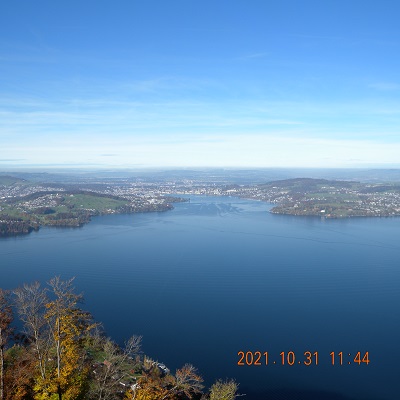 Gradioser Ausblick auf den Vierwaldstättersee