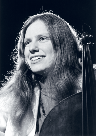 Die Jahrhundertkünstlerin Jacqueline Du Pré mit Ihrem Cello