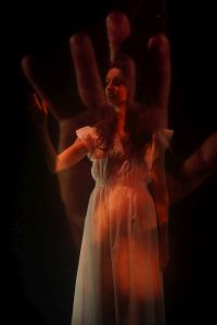 Olocene Szenenfoto von Valerio Casanova