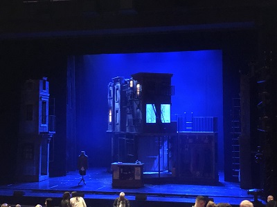 West Side Story das ebenso einfache wie geniale Bühnenbild Foto Fleur Fuchs