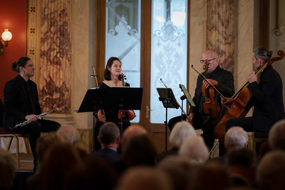 v.l.n.r. Oboist Hernando Escobar Violine Erika Schutter Viola Dominique Fischer Violoncello Alexander Kionke