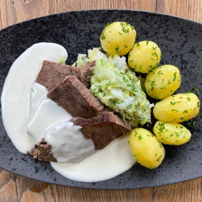 Tafelspitz mit klassischen Beilagen