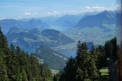 Aussicht von der Zahnradbahn auf den Vierwaldstättersee