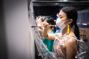 Blaubarts Frauen Szenenfoto von Ingo Hoehn