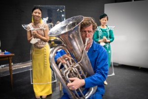 Blaubarts Frauen Szenenfoto von Ingo Hoehn