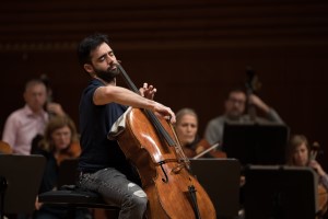 Pablo Ferrández  Violoncello mit den Festival Strings Lucerne Foto Fabrice Umiglia 