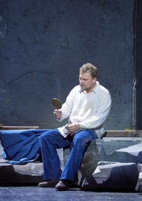 Tomasz Konieczny als Barak