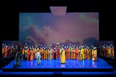 Szenenbild aus „Die Zauberflöte“ an der Oper Leipzig 