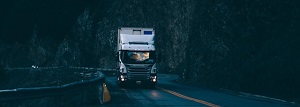 Fast jeder 6. LKW-Fahrer fährt alkoholisiert Foto seb-creativo/unsplash.com
