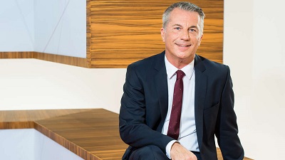 Moderator Reto Lipp, Wirtschaftsexperte SRF