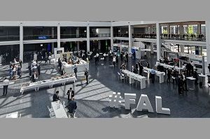 Automobillogistik Symbolbild