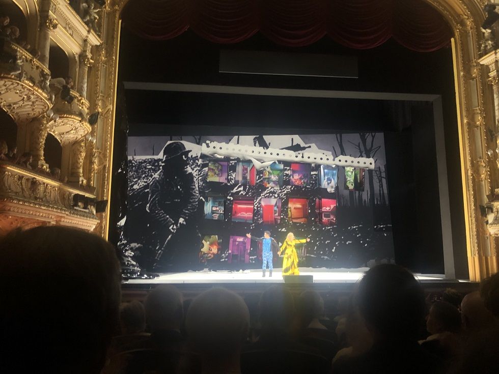 Sondra Radvanovsky als Turandot und Piotr Beczala als Prinz Calaf am Ende der Vorstellung Foto Marinella Polli