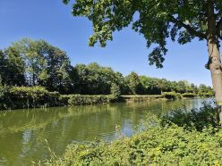 NRW verfügt über ein dichtes Netz an Kanälen und Häfen – wie beispielsweise hier der Datteln-Hamm-Kanal  Quelle: Theresa von Bischopink  Copyright: ILS