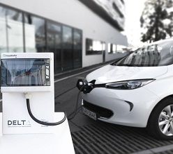 Testfahrzeug am Demonstrator für die Absicherung von Ladesäulen.  Fraunhofer SIT