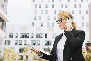 Immobilienmakler_in_Berlin_Symbolbild