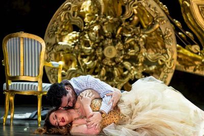 Manon Lescaut Szenenfoto von T+T Fotografie Toni Suter + Tanja Dorendorf