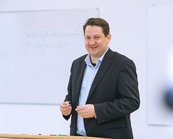 Dr. Alexander Yendell  Foto: Swen Reichhold/Universität Leipzig